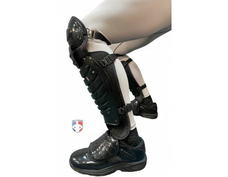 ALL-STAR Umpire Gear All-Star 17" Single Knee Umpire Shin Guards 5 ALL-STAR Umpire Gear All-Star 17" Single Knee Umpire Shin Guards - Image 3