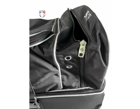 Diamond Umpire Gear Diamond Ultimate 33" Wheeled Umpire Equipment Bag With Telescopic Handle 11 Diamond Umpire Gear Diamond Ultimate 33" Wheeled Umpire Equipment Bag With Telescopic Handle - Image 9